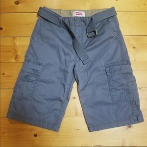 Boys Levi’s Cargo shorts (lot of 2)
